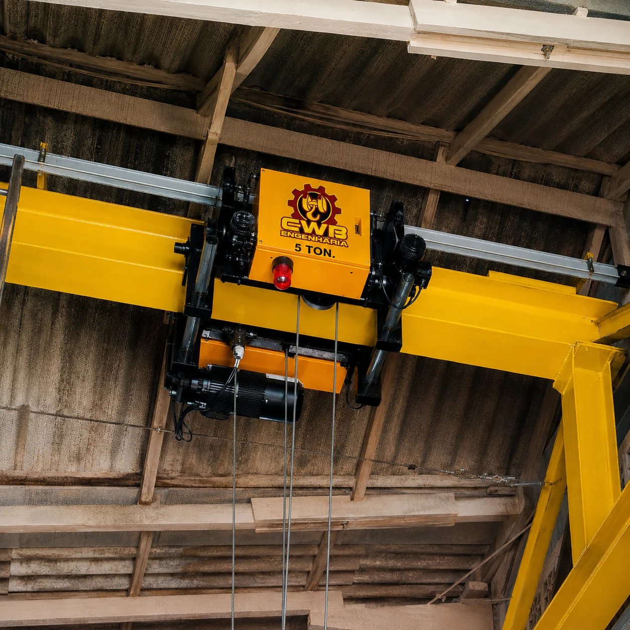 Talha elétrica de baixa altura instalada em monovia industrial